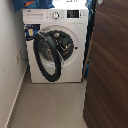Centrally Located, Well Equipped, Stylish Flat. St. Paul's Bay Ngoại thất bức ảnh