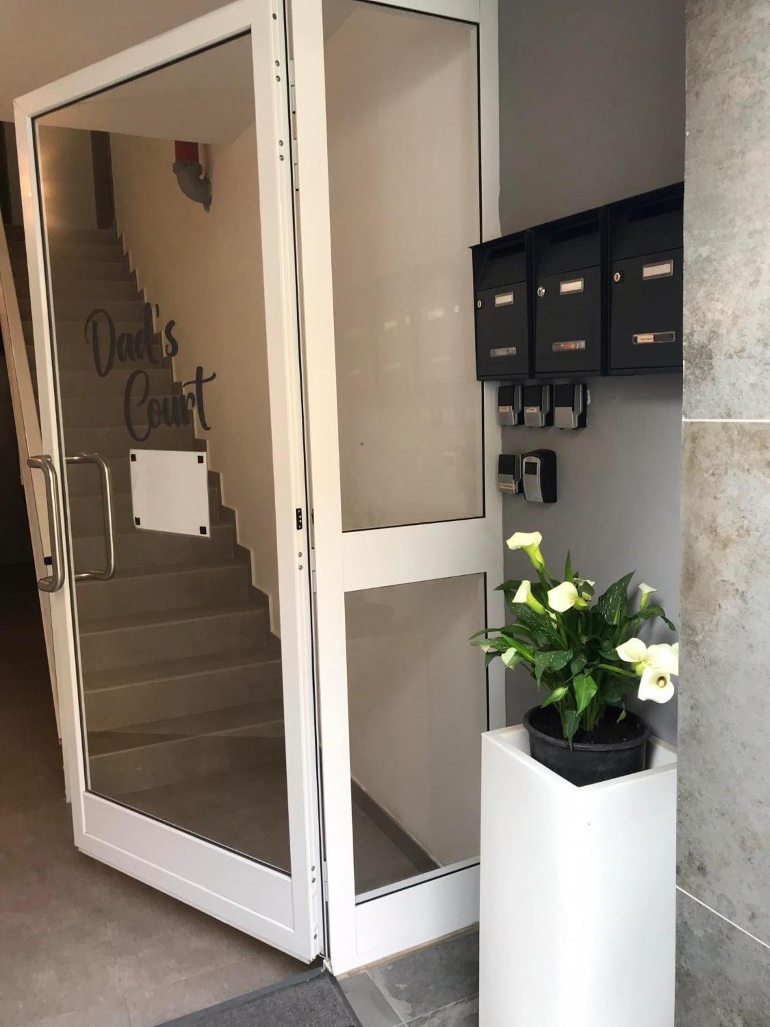 Centrally Located, Well Equipped, Stylish Flat. St. Paul's Bay Ngoại thất bức ảnh