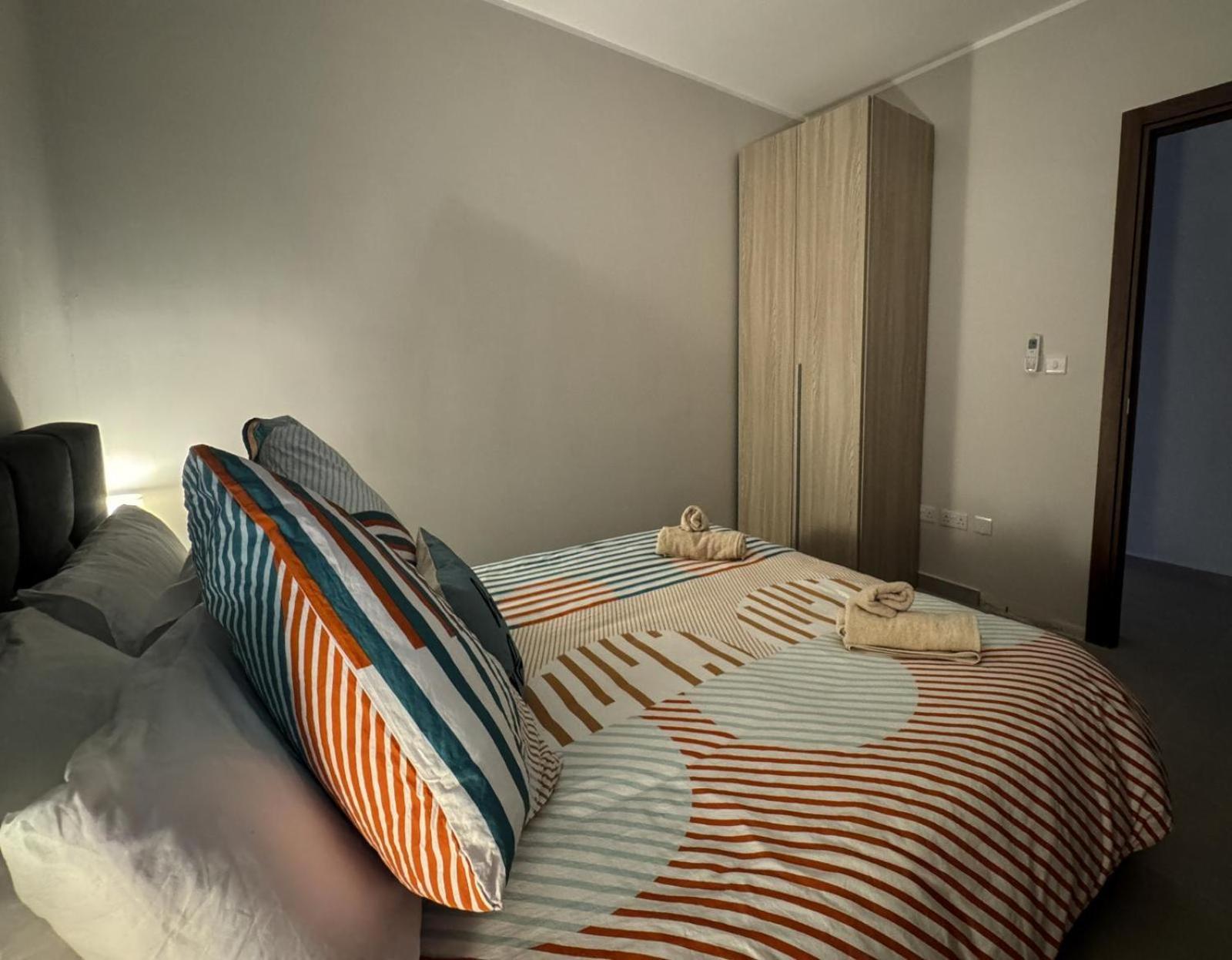 Centrally Located, Well Equipped, Stylish Flat. St. Paul's Bay Ngoại thất bức ảnh