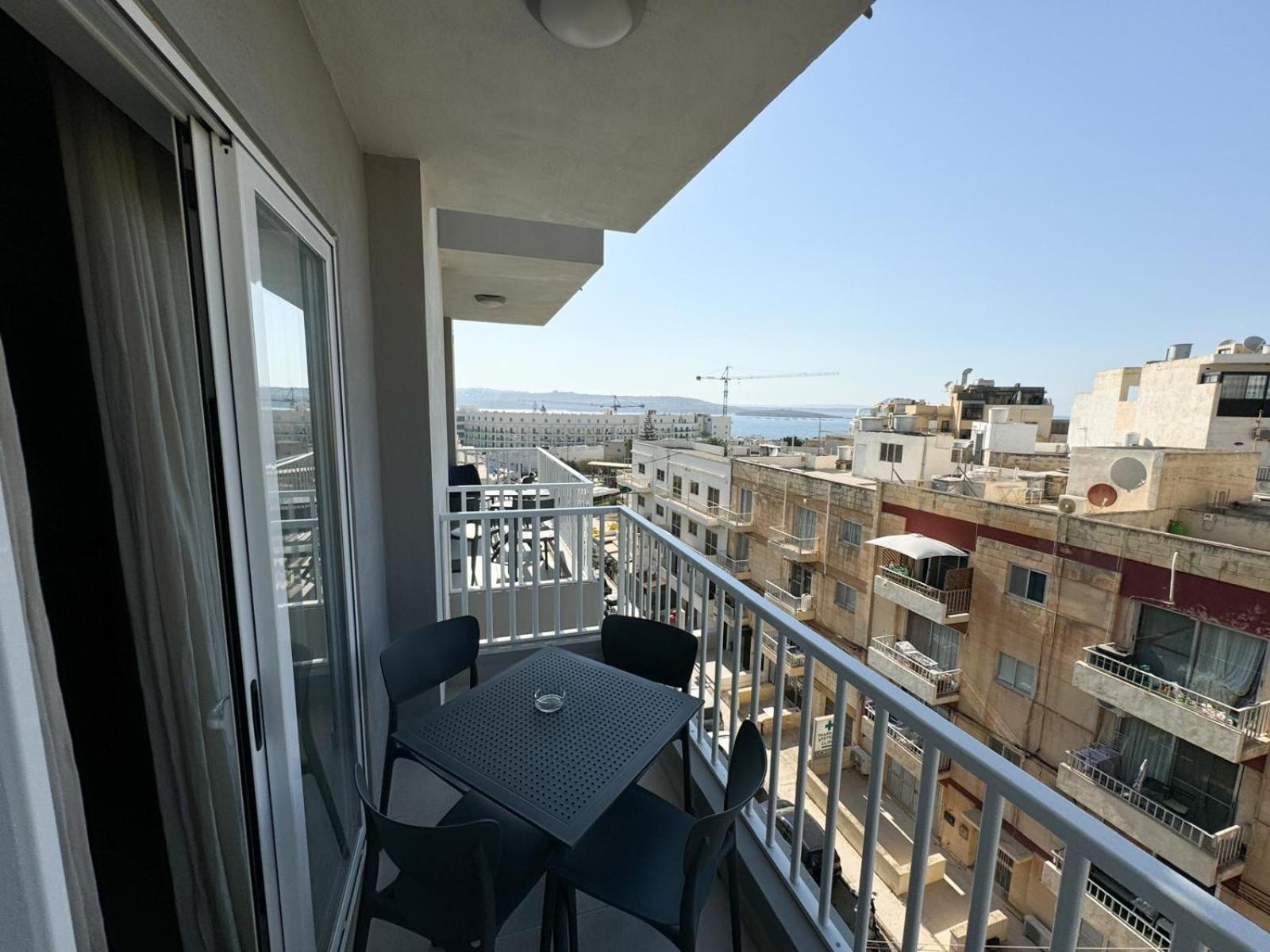Centrally Located, Well Equipped, Stylish Flat. St. Paul's Bay Ngoại thất bức ảnh
