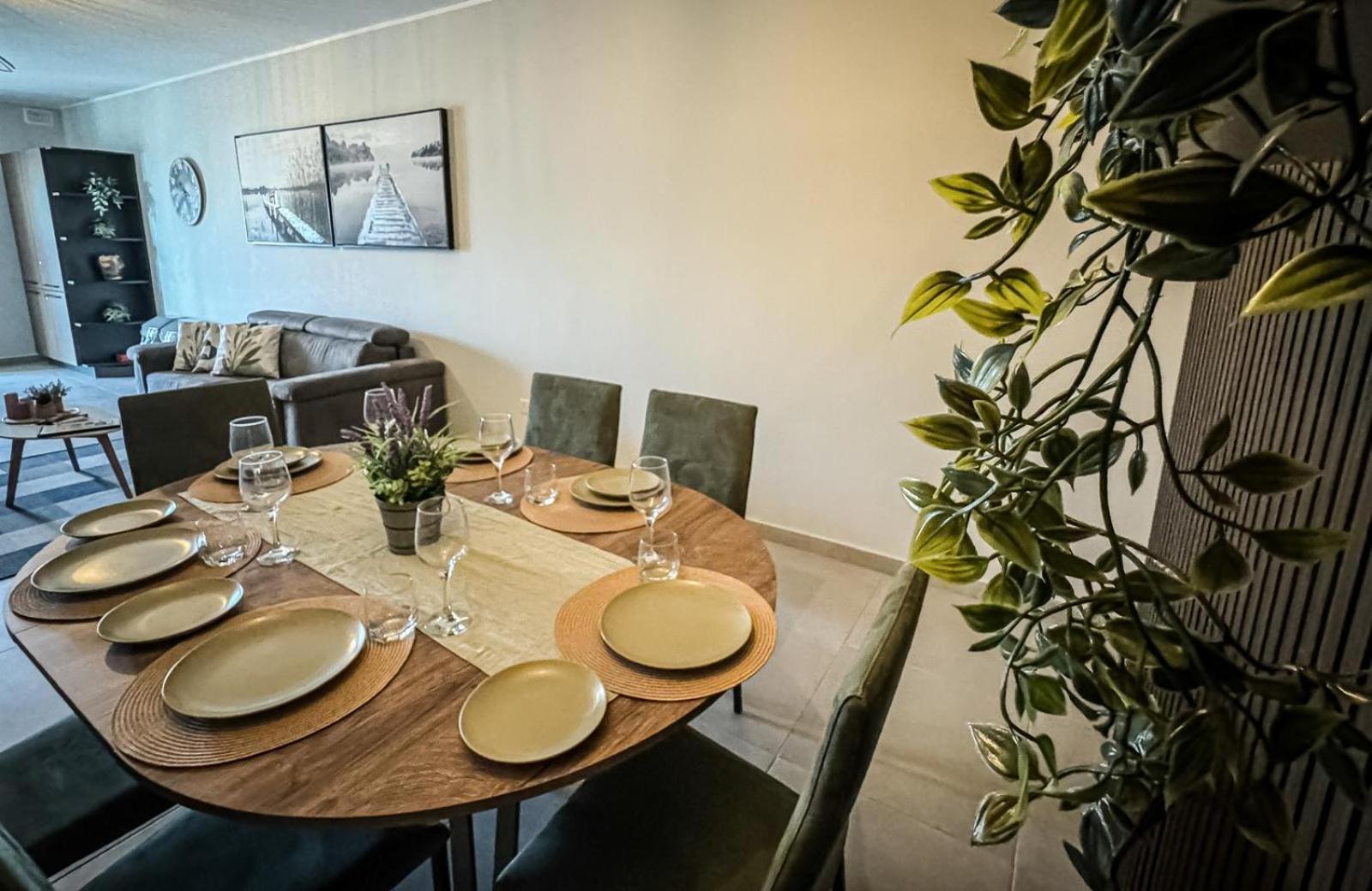 Centrally Located, Well Equipped, Stylish Flat. St. Paul's Bay Ngoại thất bức ảnh