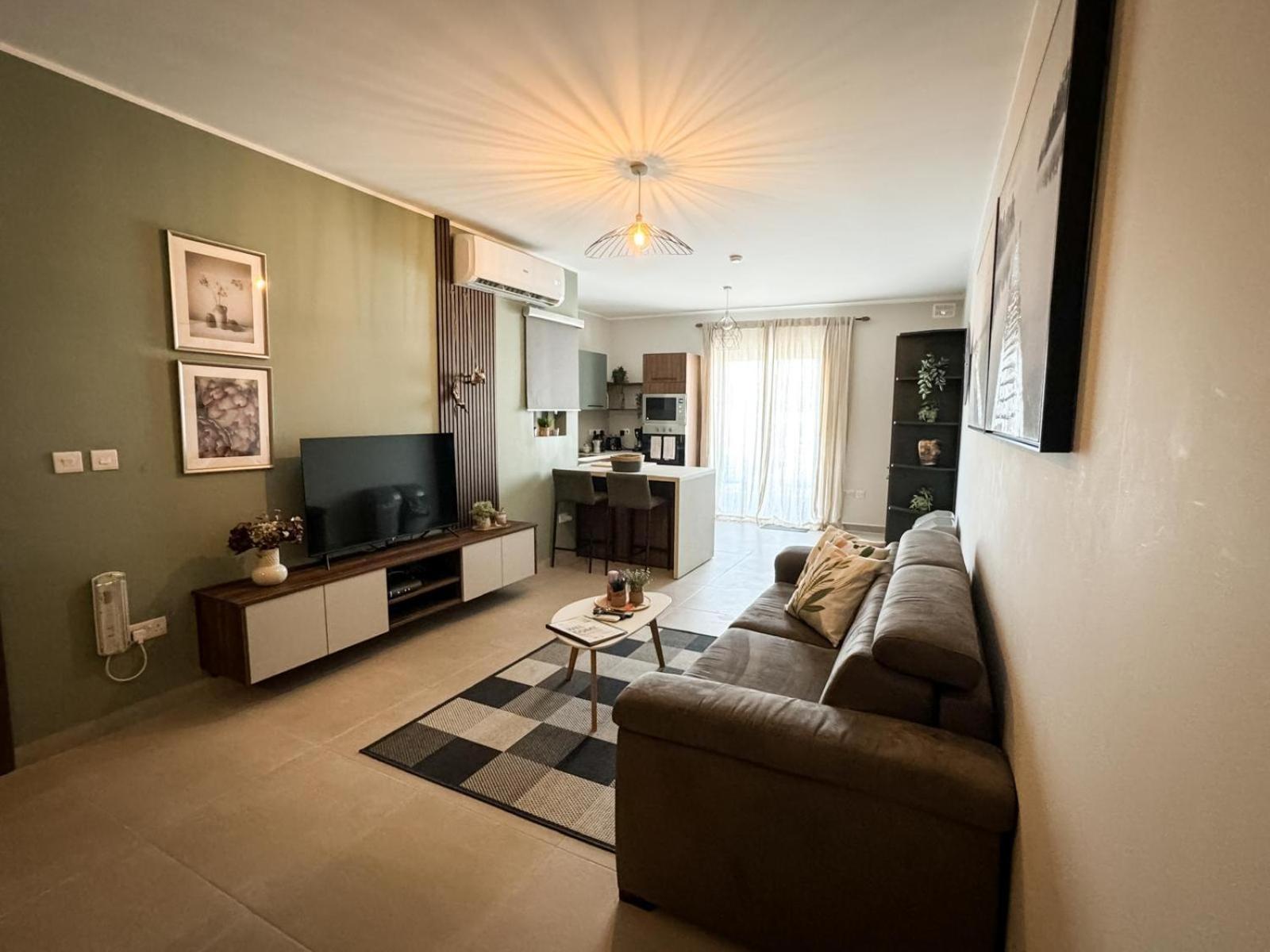 Centrally Located, Well Equipped, Stylish Flat. St. Paul's Bay Ngoại thất bức ảnh